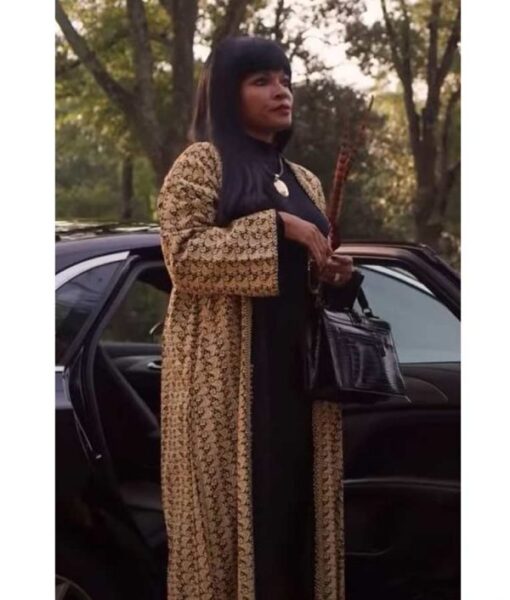 A Christmas Surprise Wendy Raquel Robinson Coat