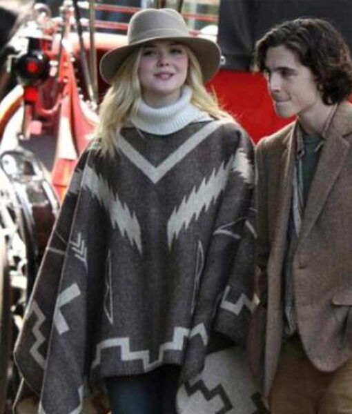 A Rainy Day In New York Elle Fanning Poncho - Image 2