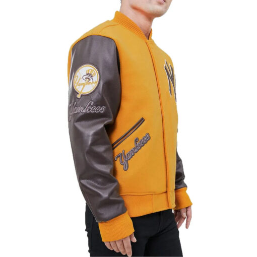 New York Yankees Logo Blended Varsity - Image 7